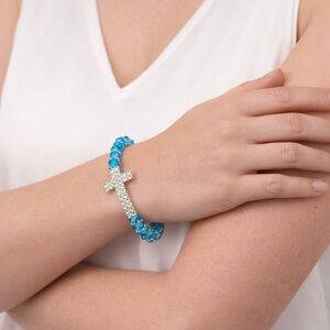 Unbranded Blue crystal beaded (elastic/adjusted)bracelet with a rhinestone cross